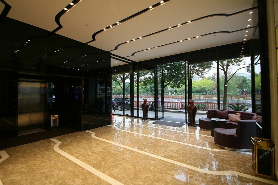 Lavande Hotel Shanghai Hongqiao Airport Wuzhong Road Luaran gambar